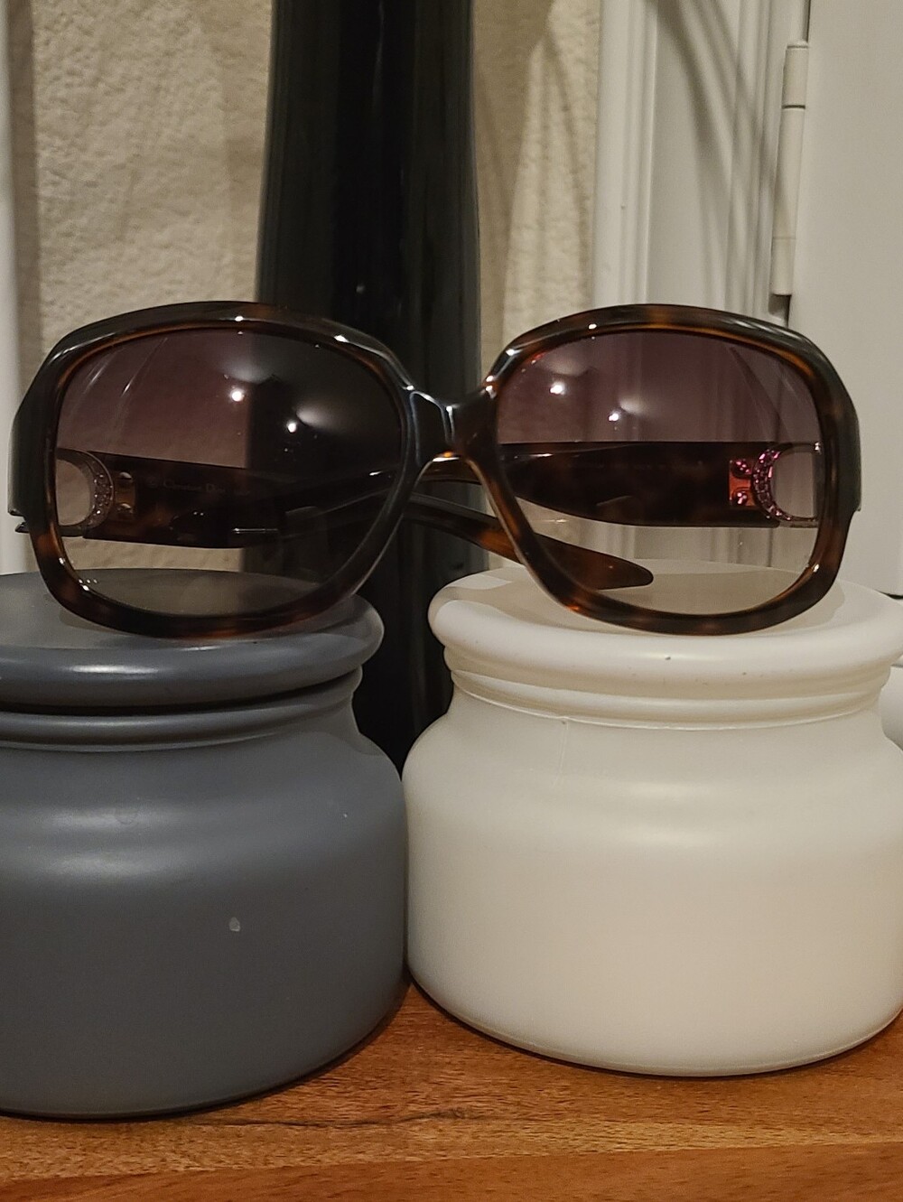 Dior Women's Oversized Tortoiseshell Sunglasses with Crystal 'D' Accent - Picture 10 of 11